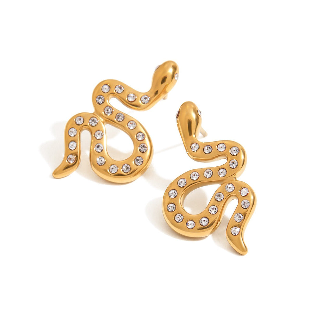 18K gold snake-shaped diamond-studded earrings with exquisite design