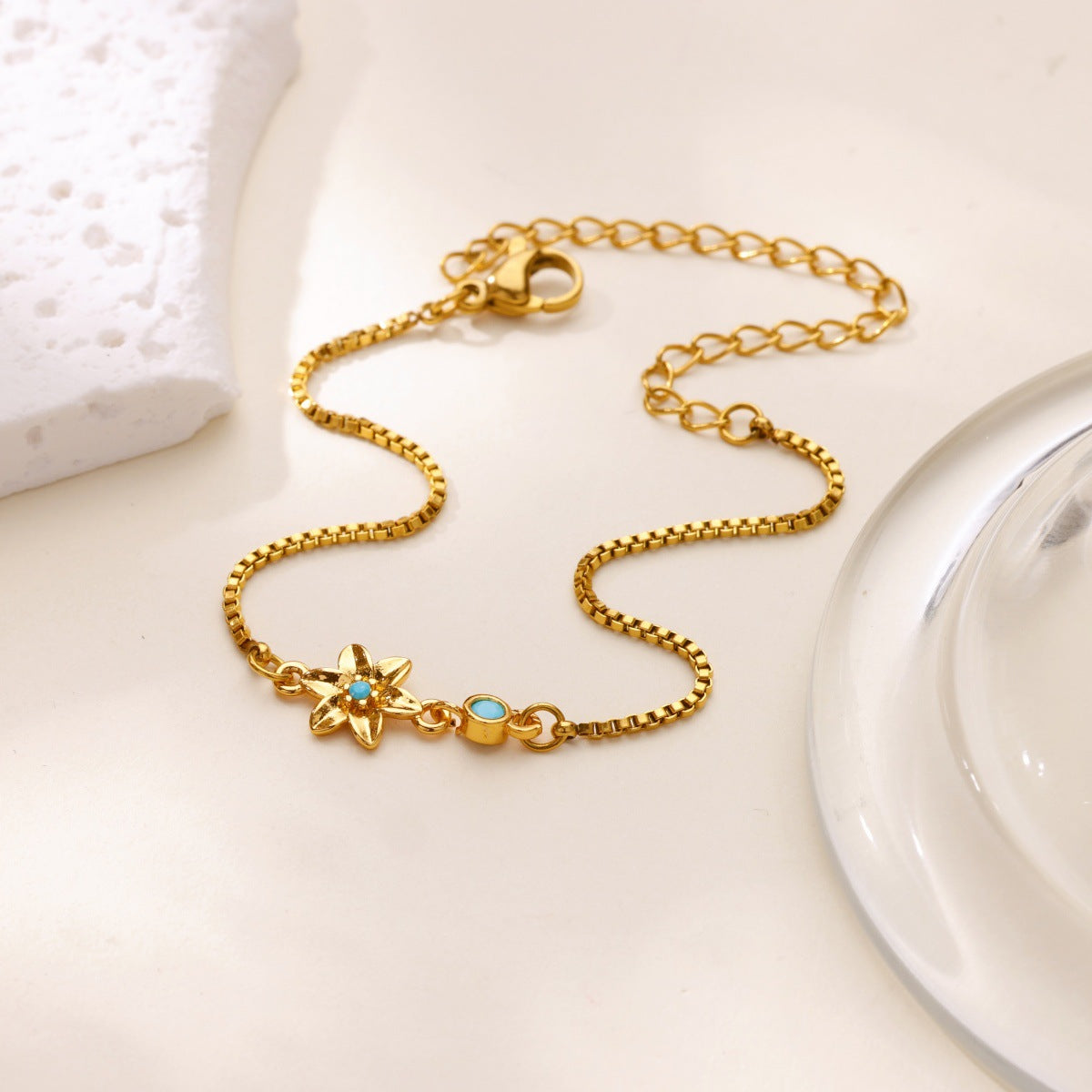 18 Gold December Birth Flower Bracelet
