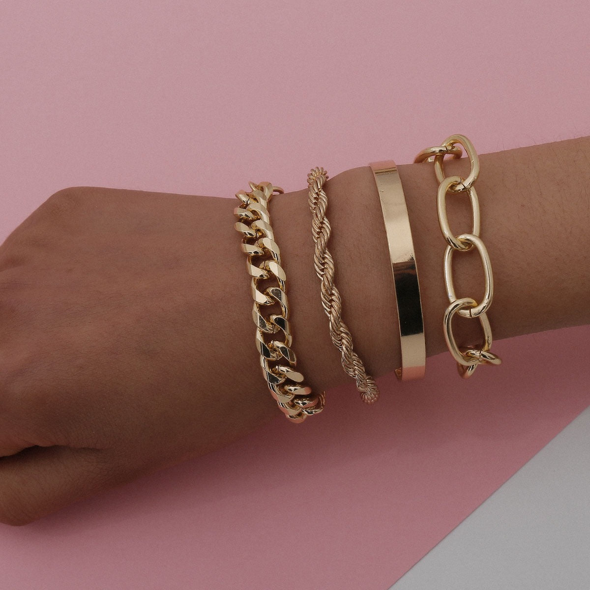 Smooth C-shaped mixed twist O-shaped bracelet