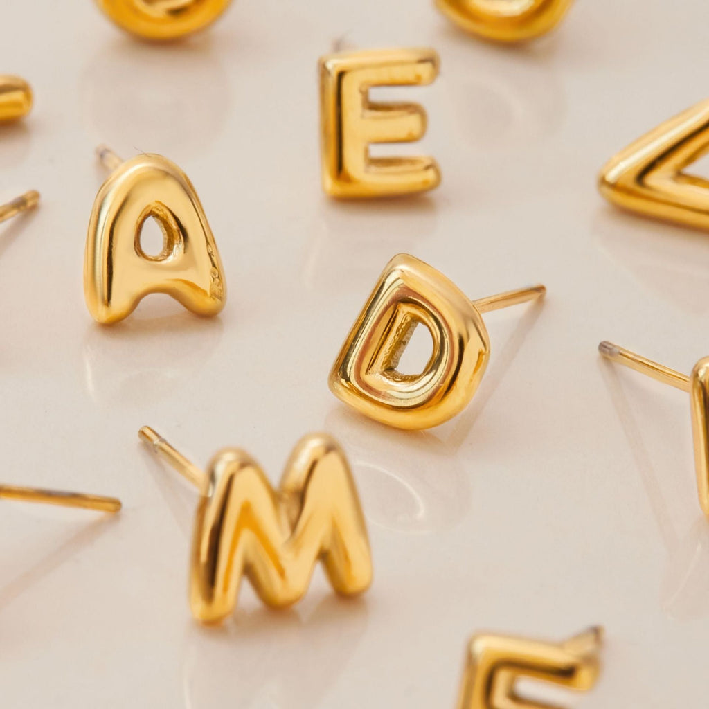 18K gold 26 letters design classic fashion earrings