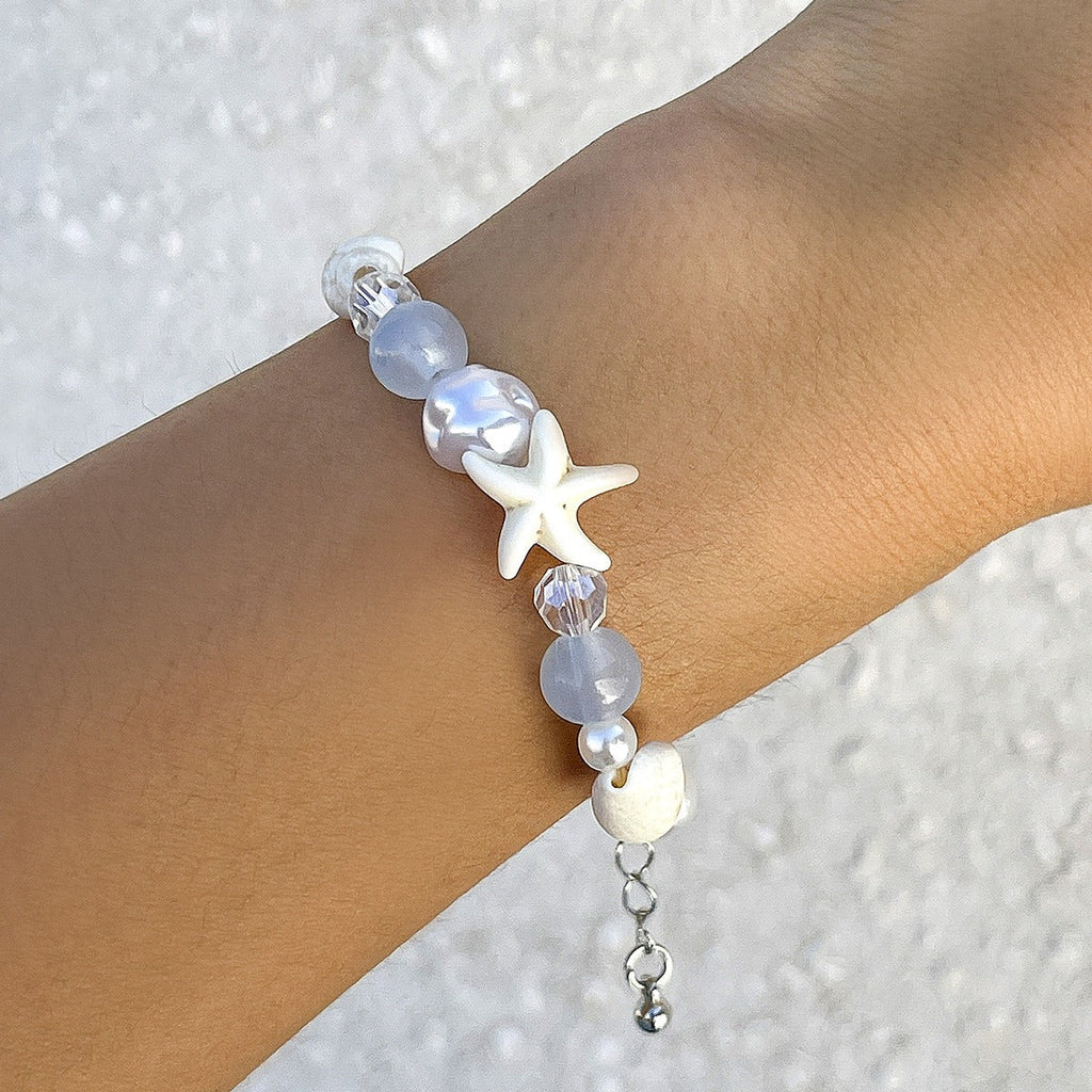 Ocean-style shell and starfish crystal beaded bracelet