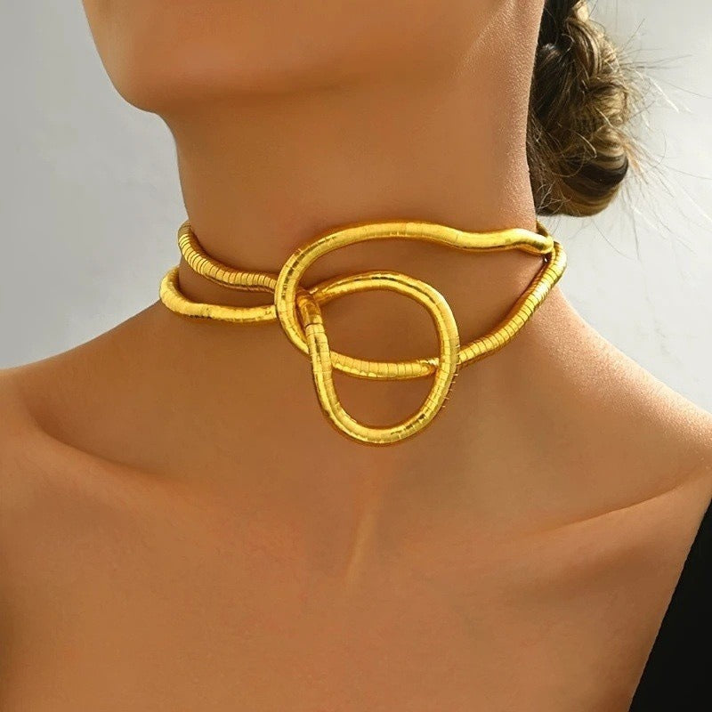 18K Gold Geometric Minimalist Irregular Necklace