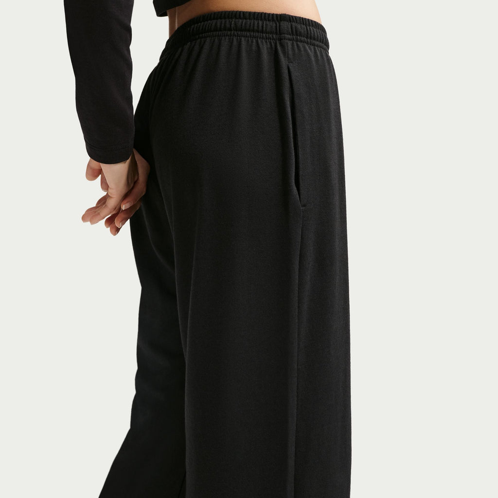 Nike Womens Chill Knit Mid-Rise Lightweight Open-Hem Pants - Black