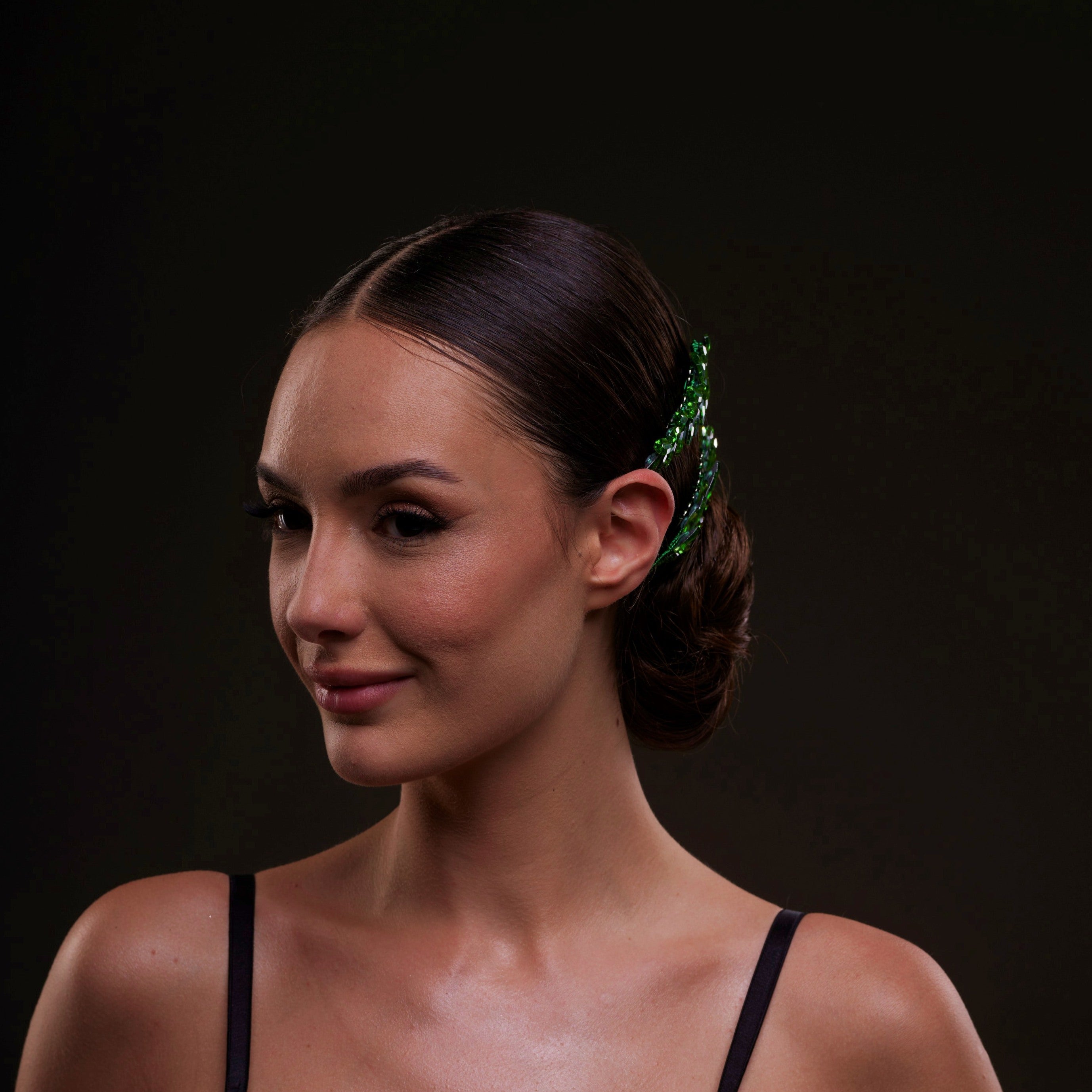 Elegant Green Crystal 2-Piece Hair Comb Set