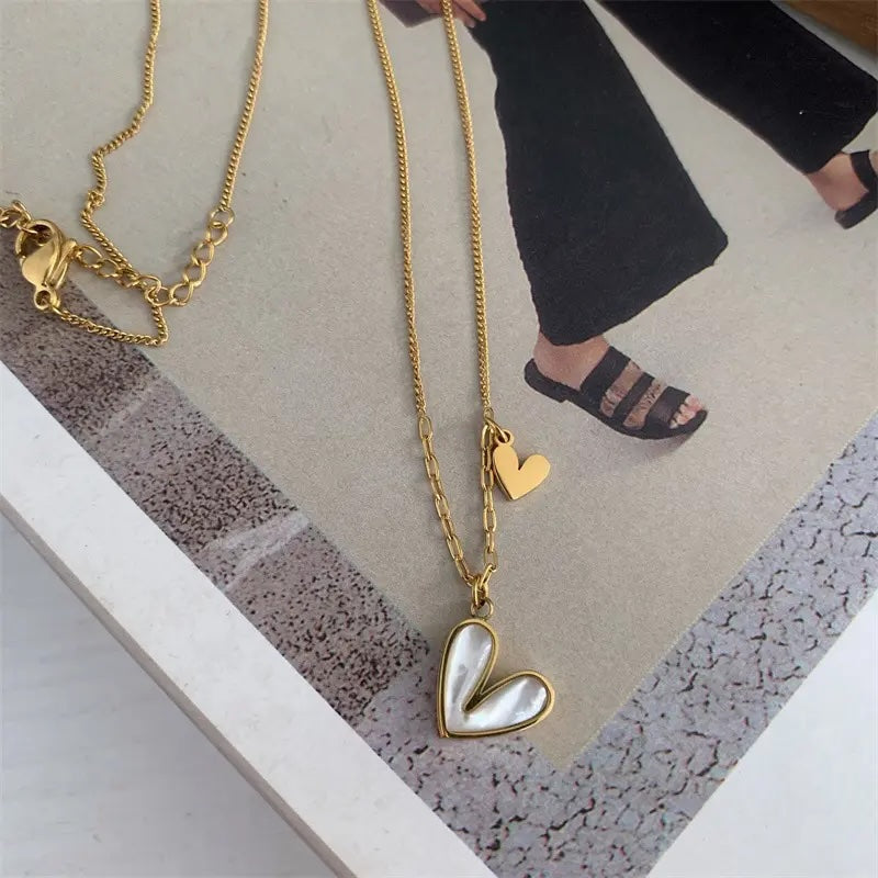 Tina - Heart shaped necklace