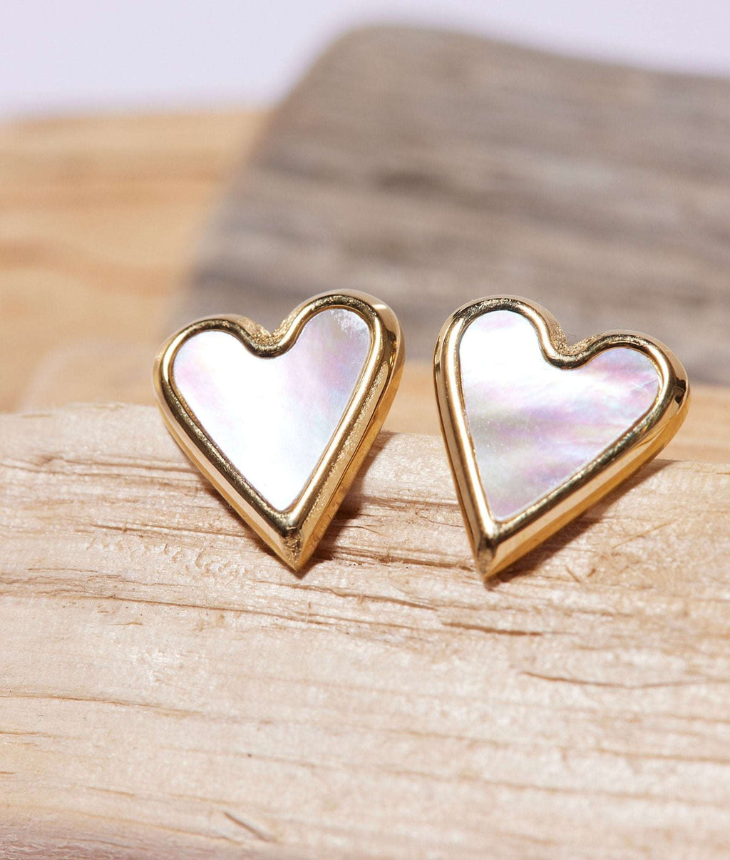 Glimmer Love White Natural Shell Heart Stud Earring