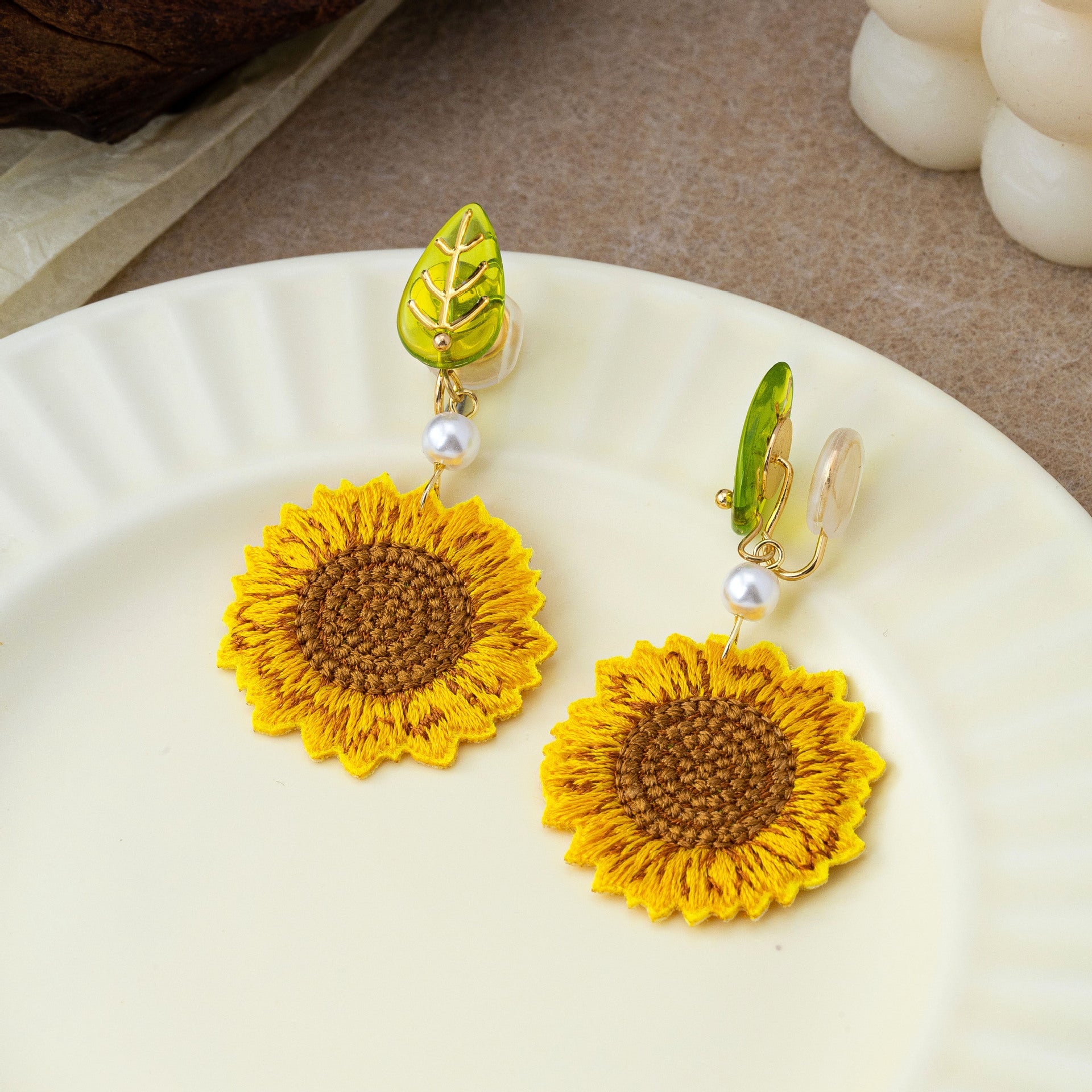Sense Niche Flower Fabric Art High-key Dignified Ear Clip