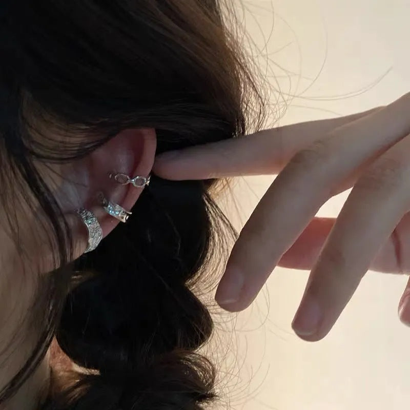 Hop Cold Wind Lava Texture Chain Irregular Metal Ear Clip