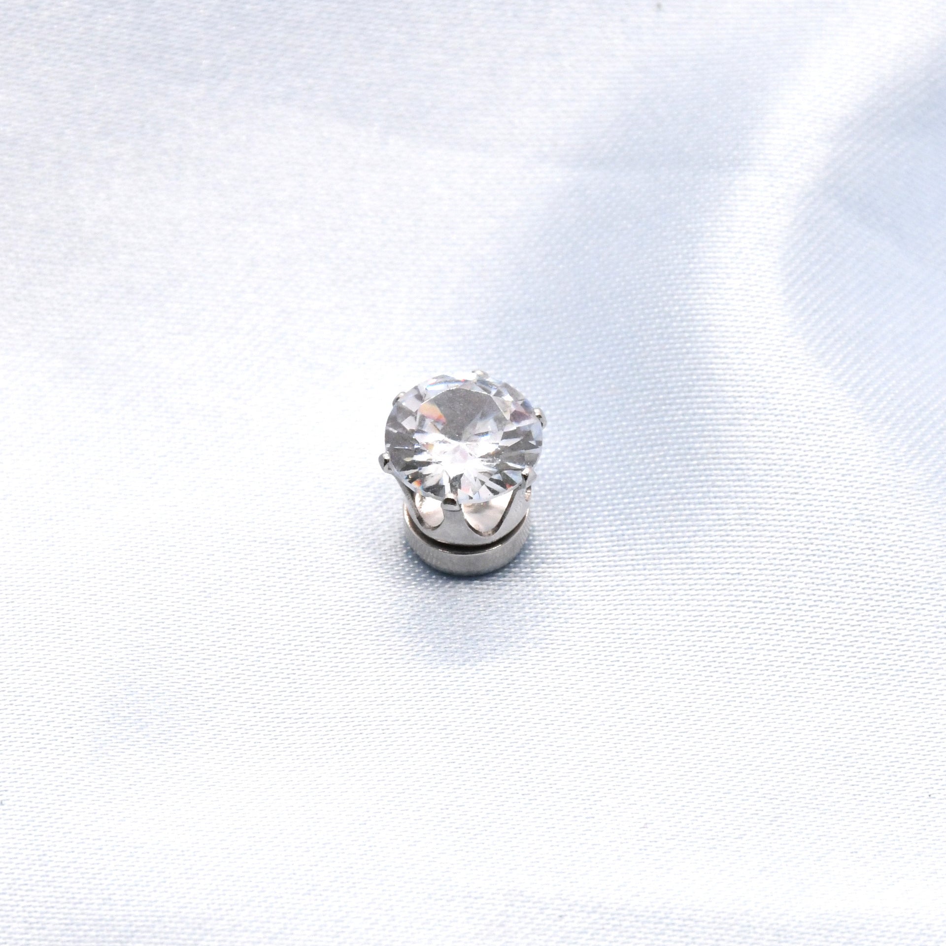 Color Super Flash Zircon Bone Nail Ear Clip