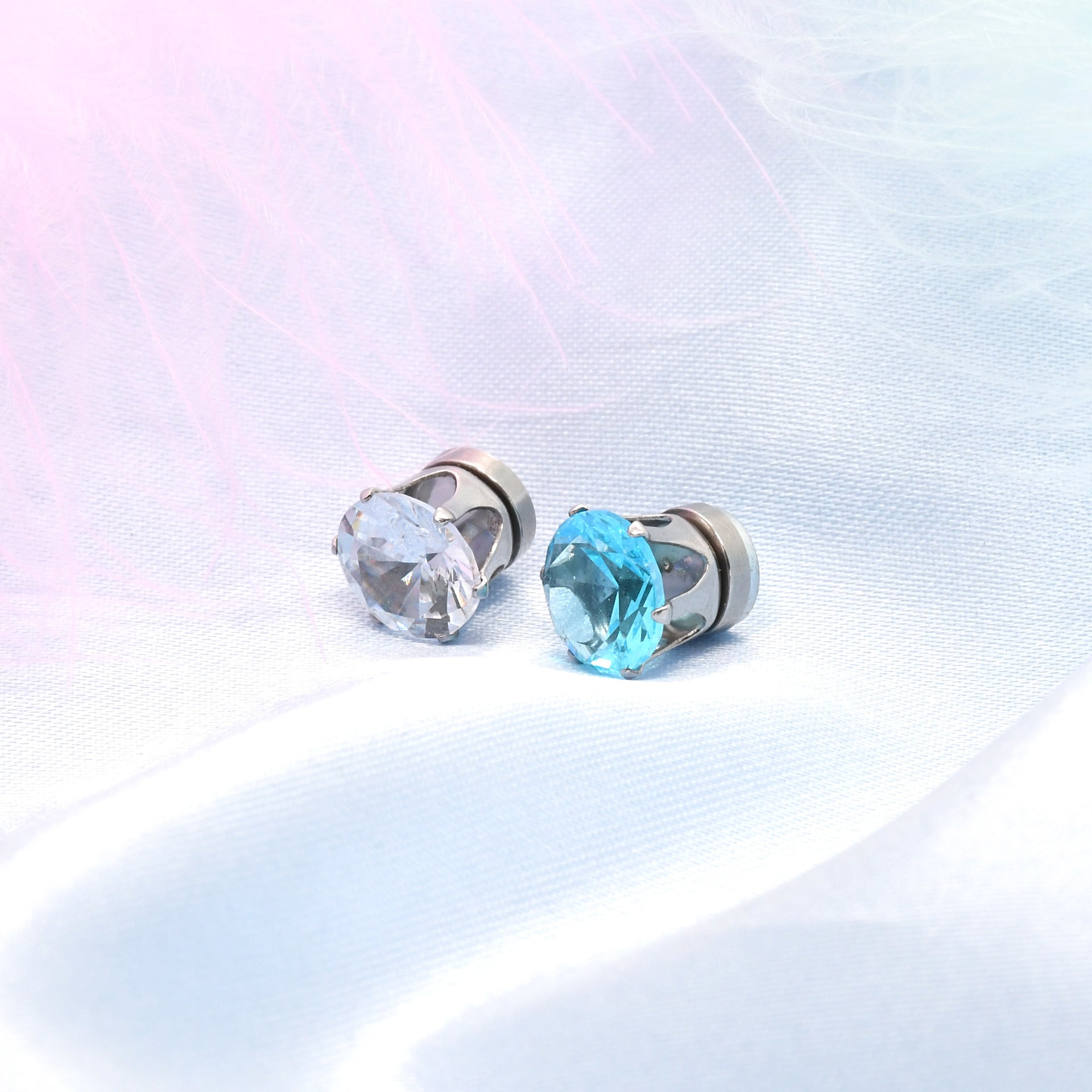 Color Super Flash Zircon Bone Nail Ear Clip