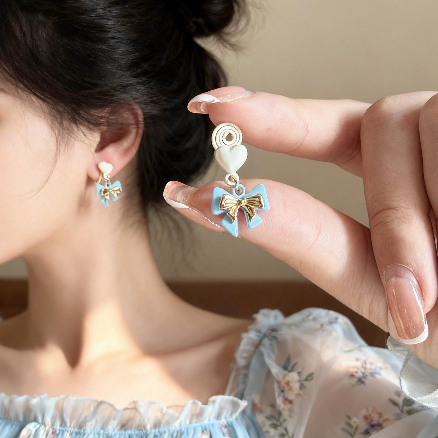 Korean Style Younger Delicate Heart Bow Eardrops Niche Ear Clip