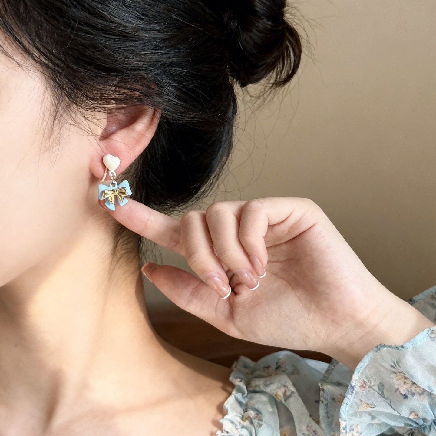 Korean Style Younger Delicate Heart Bow Eardrops Niche Ear Clip