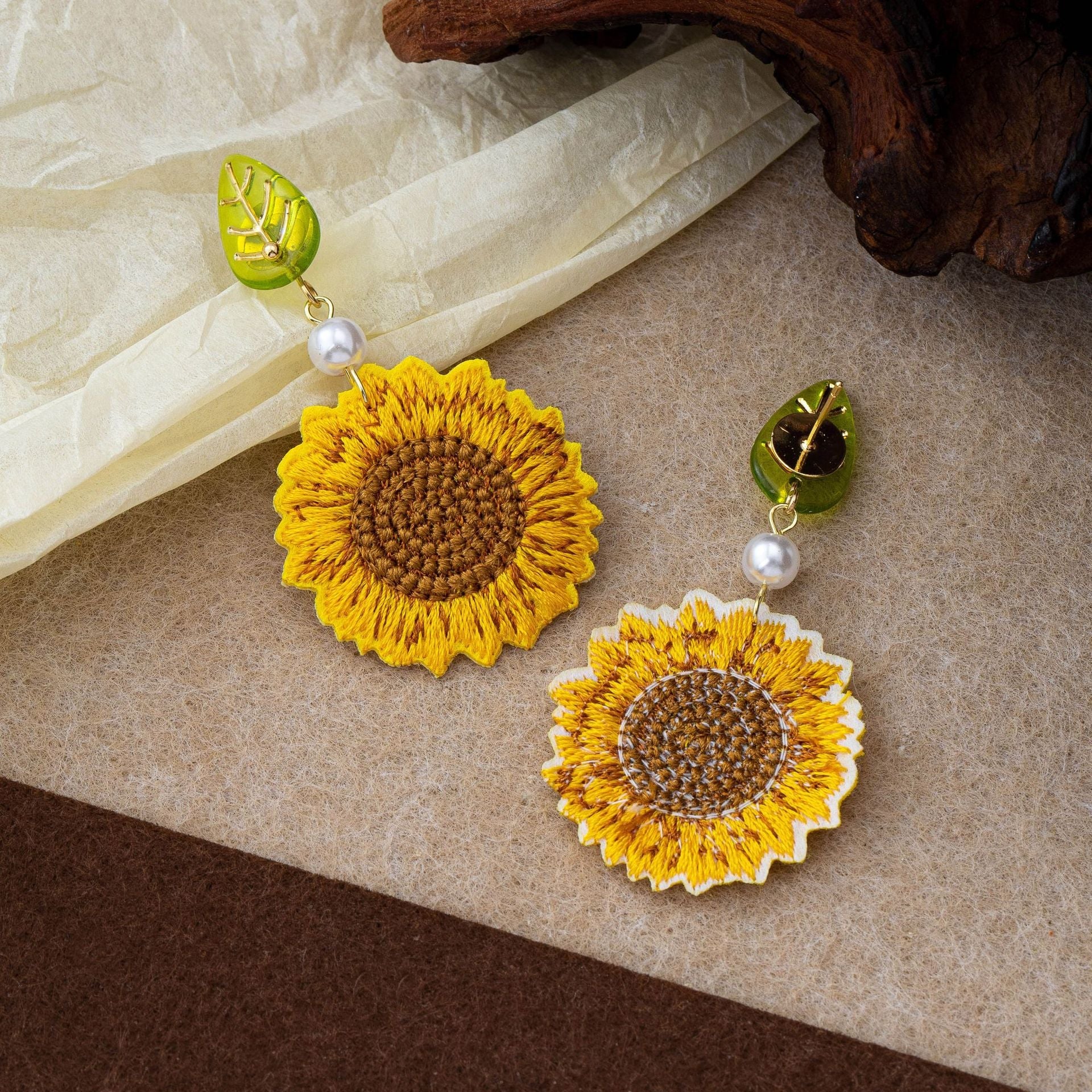 Sense Niche Flower Fabric Art High-key Dignified Ear Clip