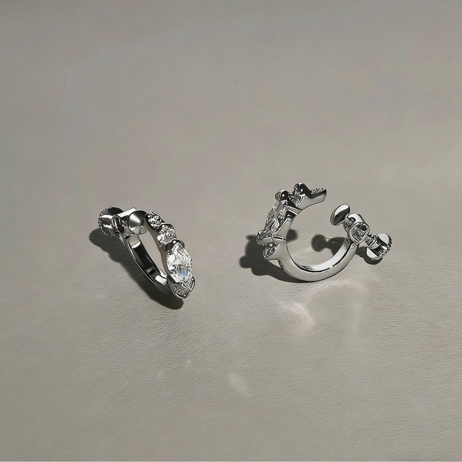 Women's & Men's Eye Trendy Hip Hop Zircon Design Ancient Ear Clip