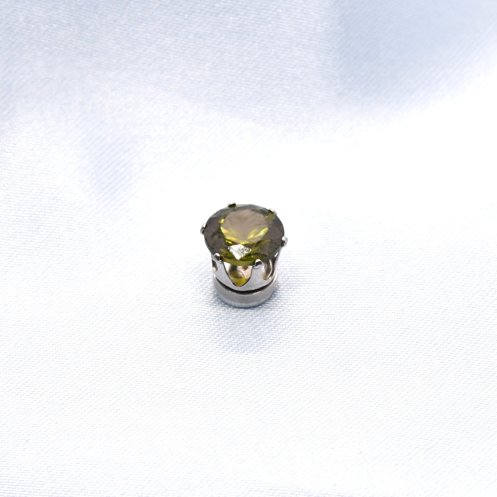 Color Super Flash Zircon Bone Nail Ear Clip