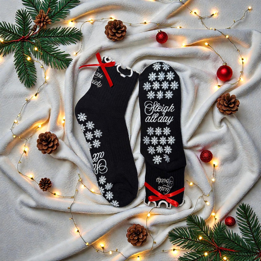 🖤 SLEIGH ALL DAY – Black Holiday Grip Socks
