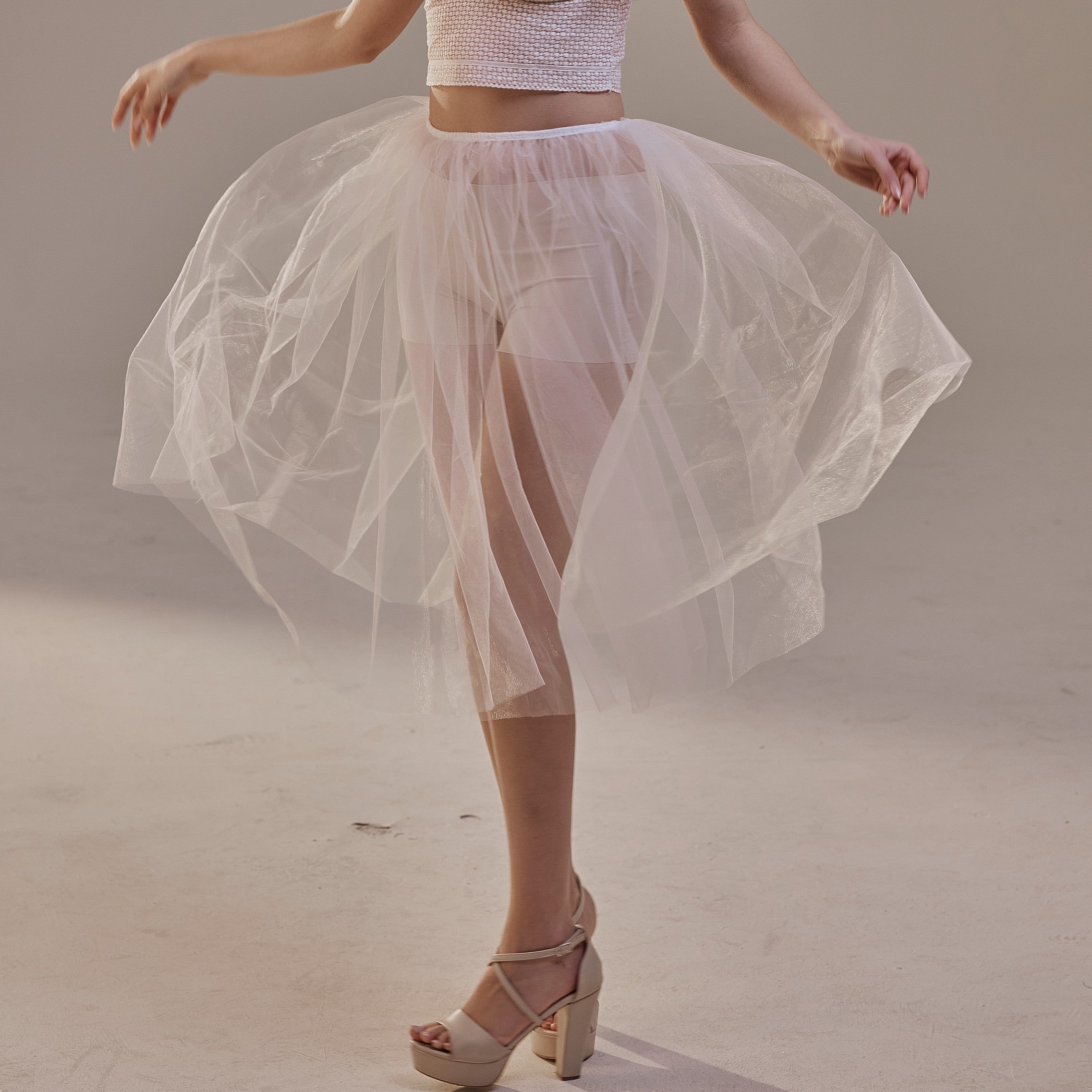 Short Soft White Tulle Skirt for Women , Flowy Mini Tulle Skirt, Bridal Party Skirt, Bachelorette Skirt