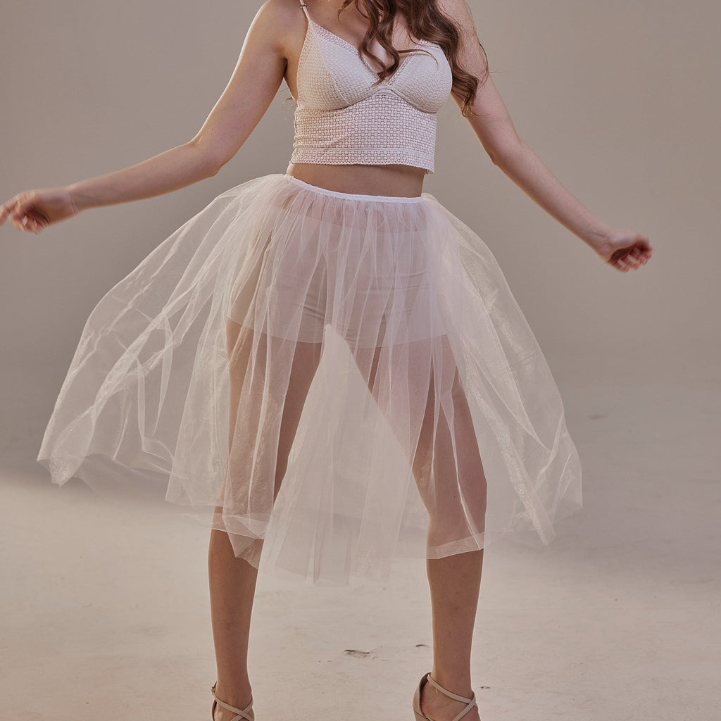 Short Soft White Tulle Skirt for Women , Flowy Mini Tulle Skirt, Bridal Party Skirt, Bachelorette Skirt