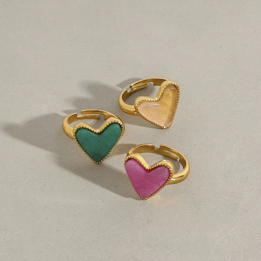 18K gold heart-shaped ring with textured design