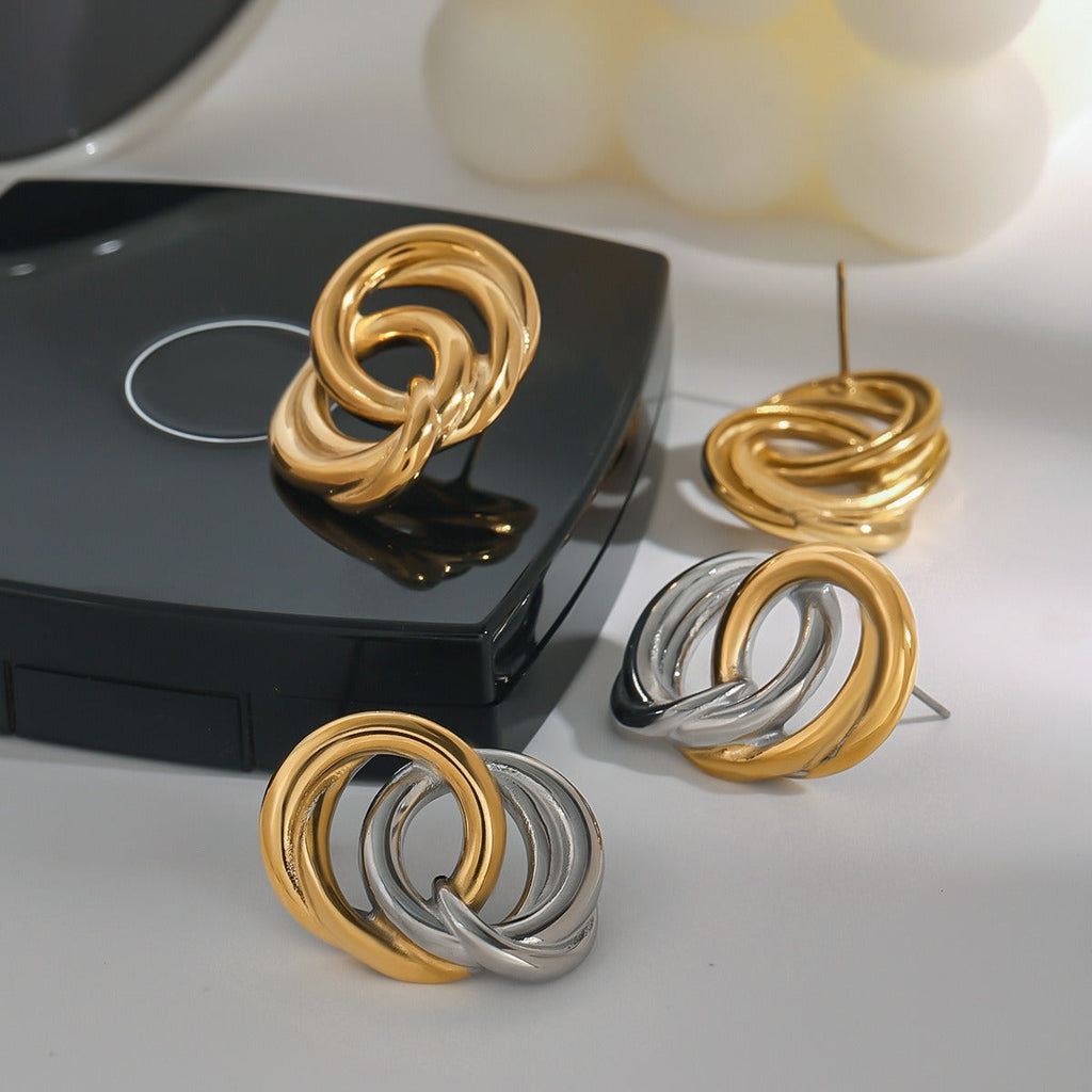 18K gold ring-shaped interlocking earrings with simple personality