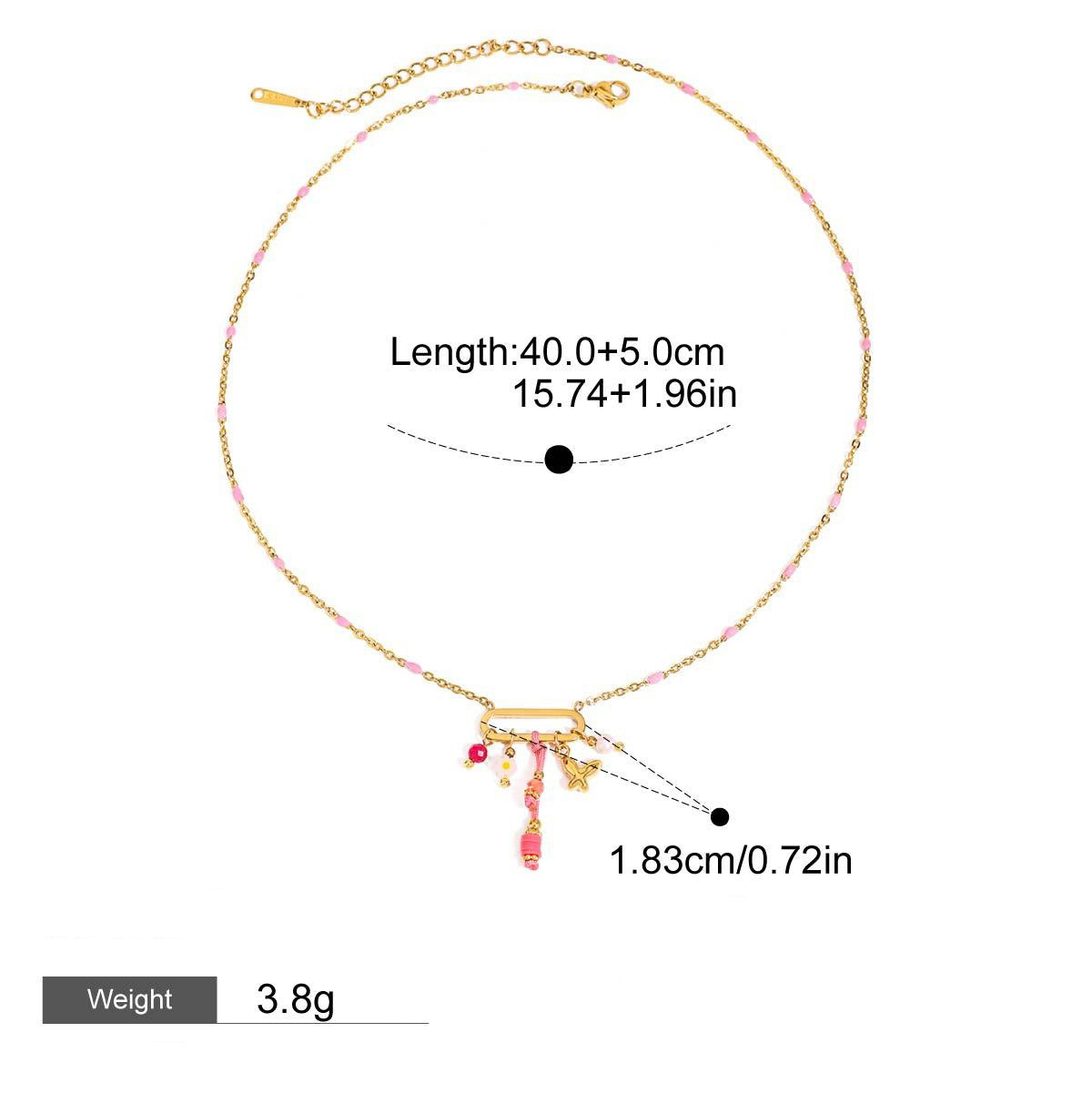 18K gold heart shape with "MOM" design exquisite and dazzling necklace