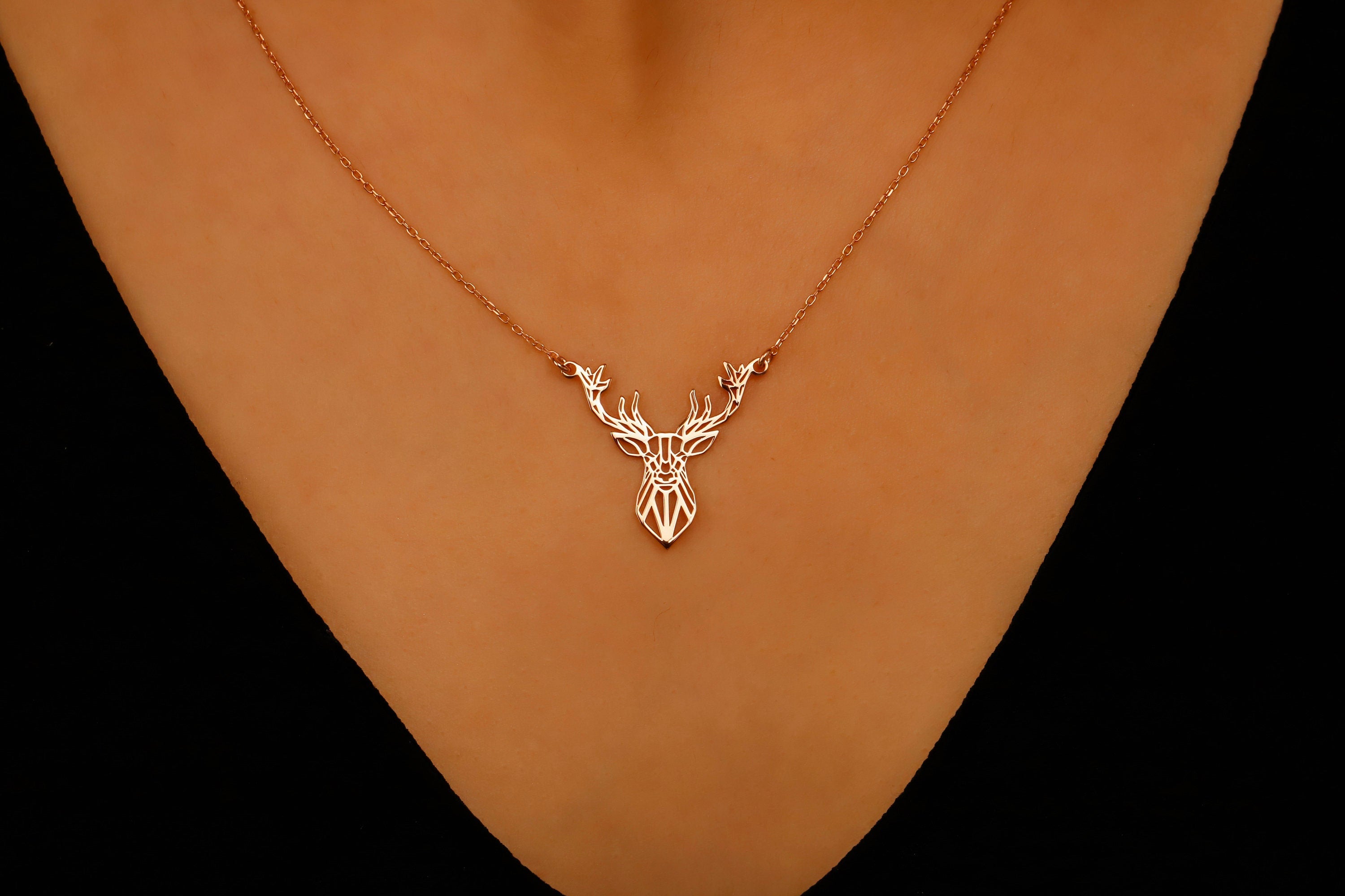 Sterling Silver Deer Origami Necklace - Chic Geometric Pendant for Nature Lovers