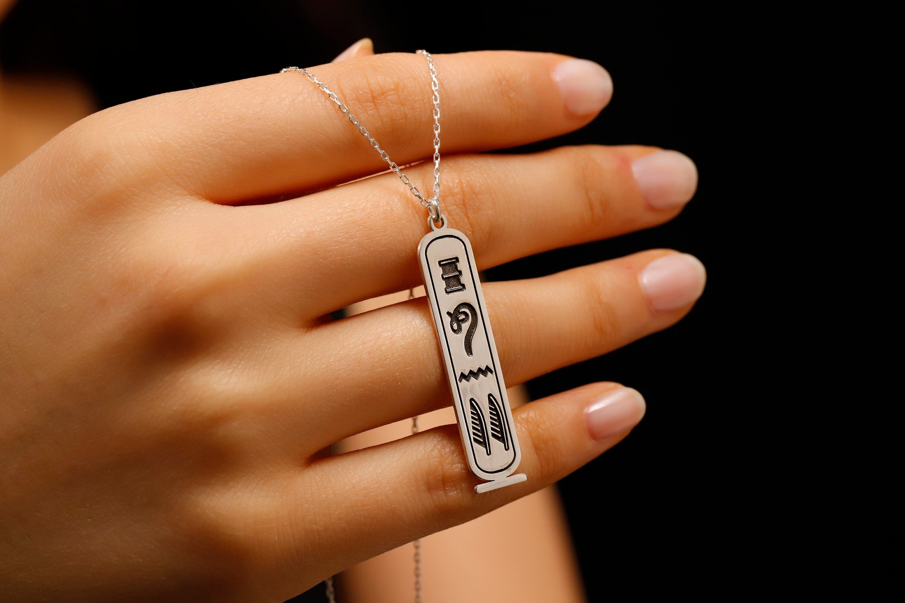 Personalized Egyptian Cartouche Necklace - Custom Hieroglyph Jewelry