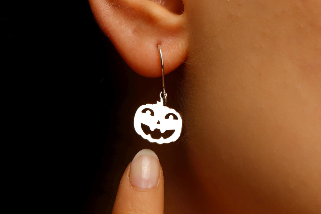Silver Pumpkin Dangle Earrings - Whimsical Charms for Spooky Style