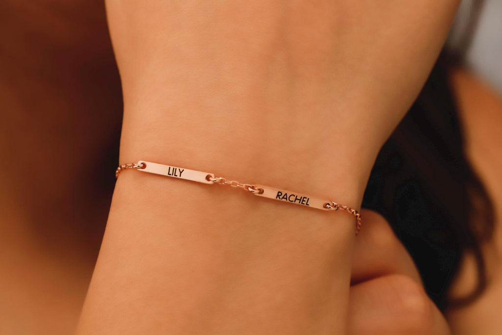 Engraved Bar Bracelet - Stylish Paper Clip Chain