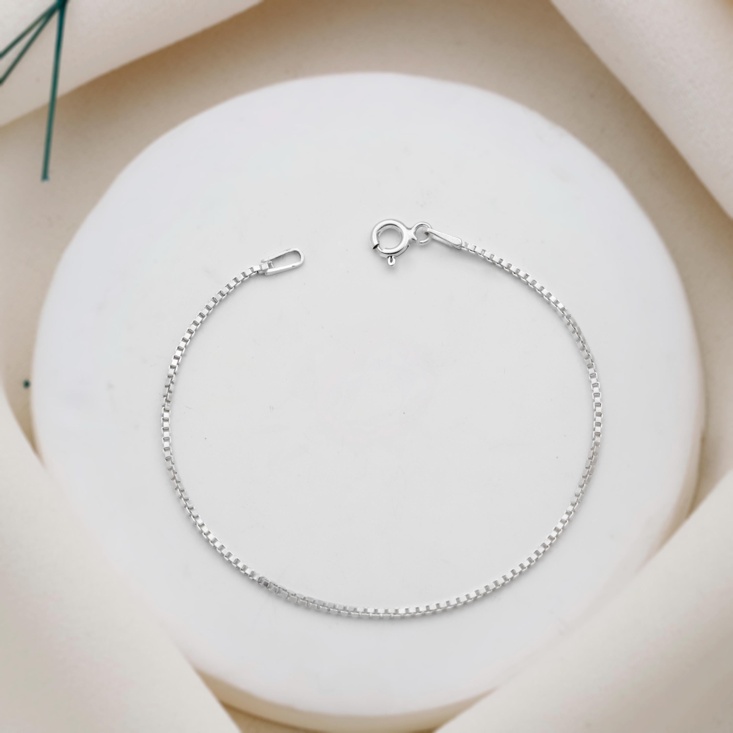 Shimmer & Shine Silver Box Chain Bracelet - Elegant Minimalist Jewelry for Everyday Glam, Perfect Gift for Her