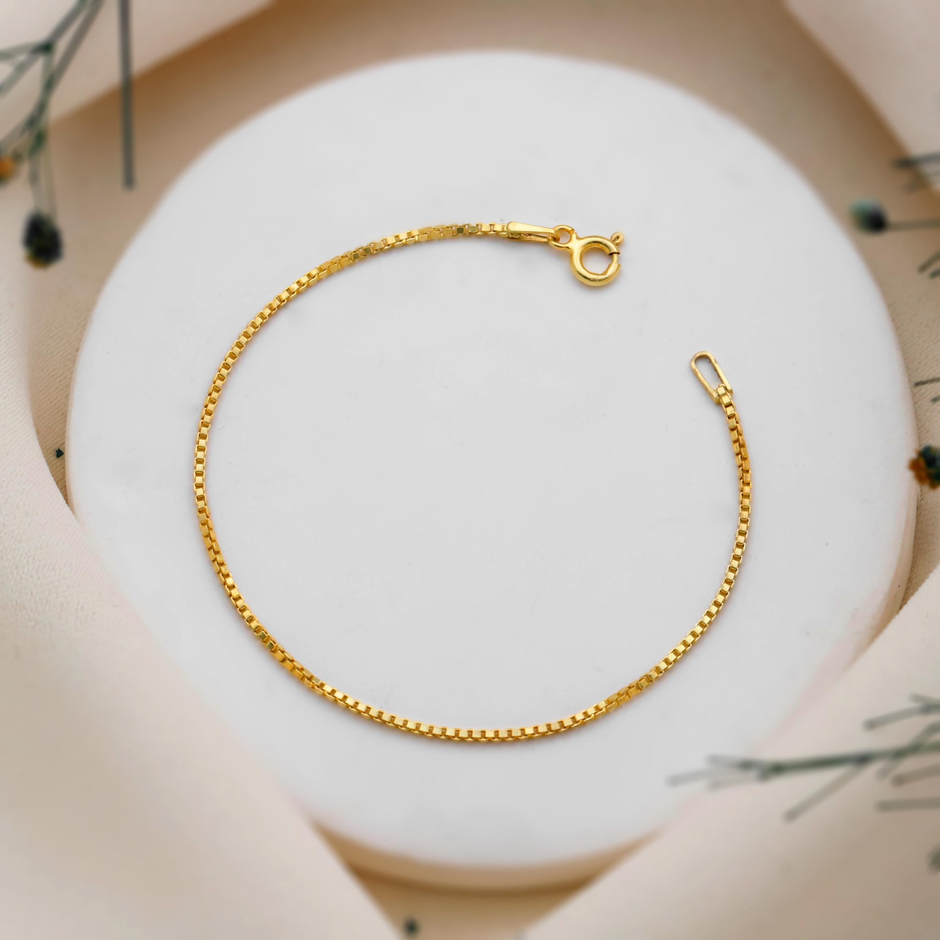 Shimmer & Shine Silver Box Chain Bracelet - Elegant Minimalist Jewelry for Everyday Glam, Perfect Gift for Her